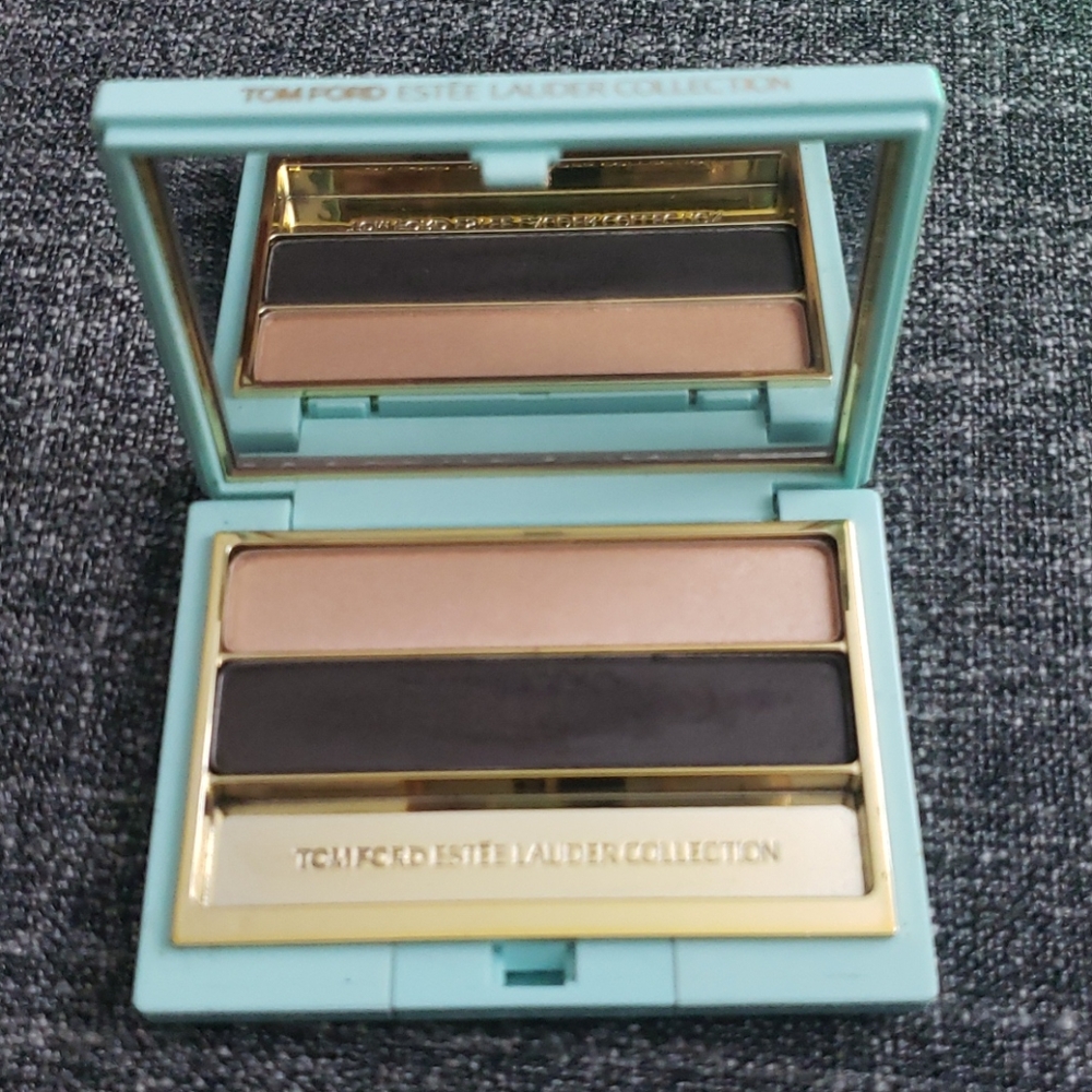TOMFORD x Estee Lauder eyeshadow duo